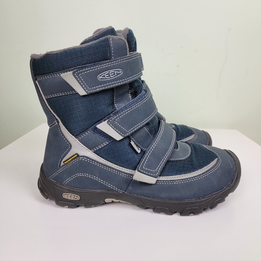 KEEN Trezzo II Waterproof Snow Boots Blue Strap Insulated Kids Youth Size 3